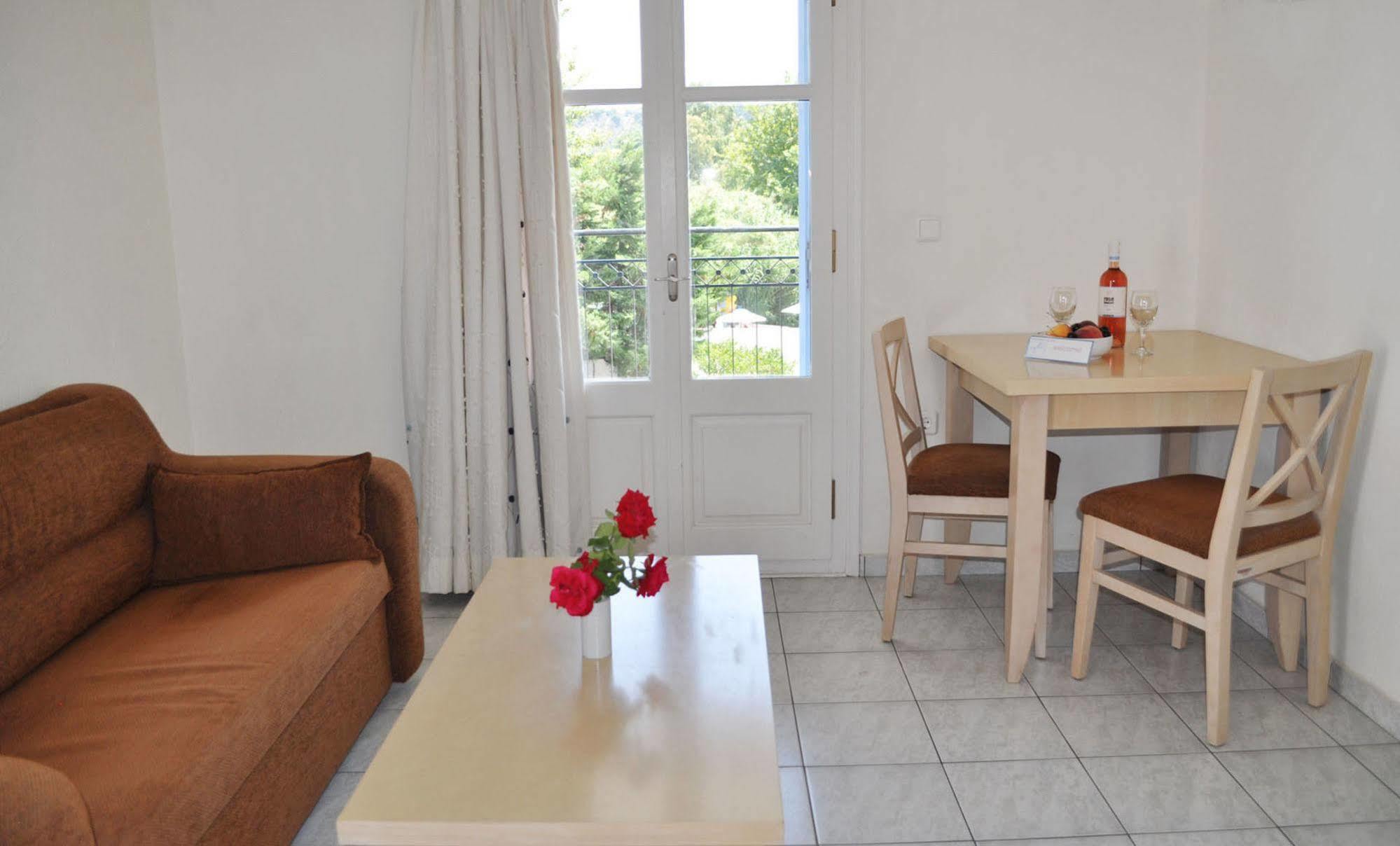 Marialena Village Platanias  Экстерьер фото